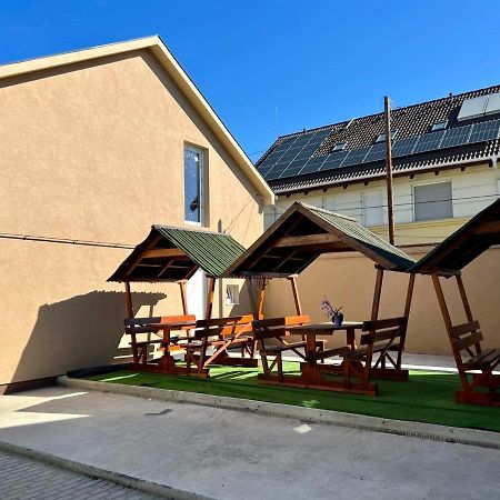Zsuzsa Apartman Hajdúszoboszló Kültér fotó