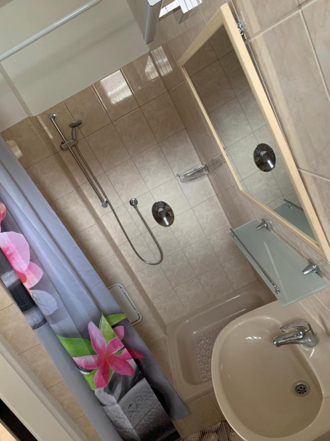 Zsuzsa Apartman Hajdúszoboszló Kültér fotó
