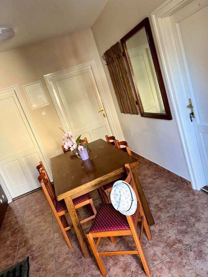 Zsuzsa Apartman Hajdúszoboszló Kültér fotó